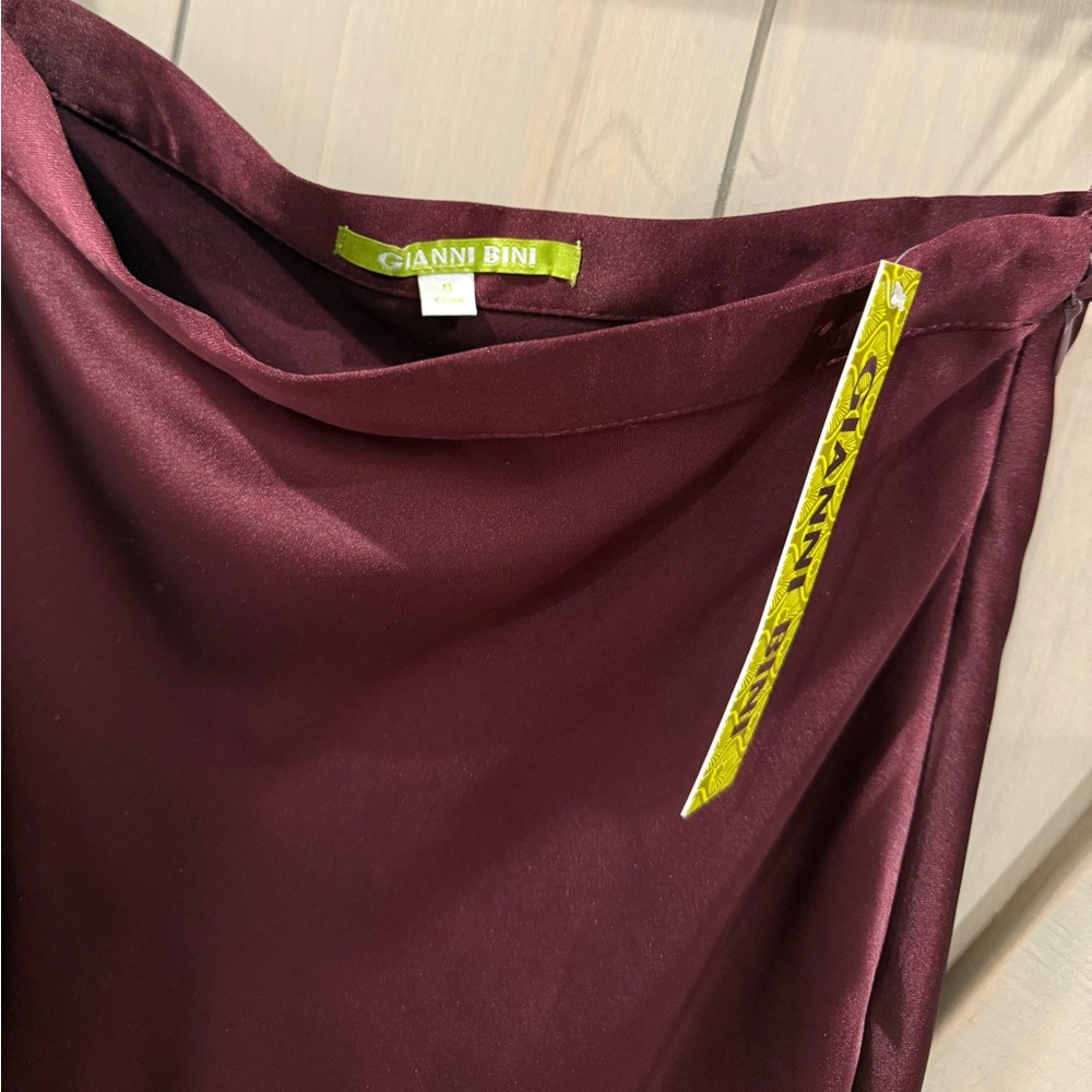 Gianni Bini Deep Burgundy Midi Satin Slip skirt A-line, Size 0 - Picture 4 of 7